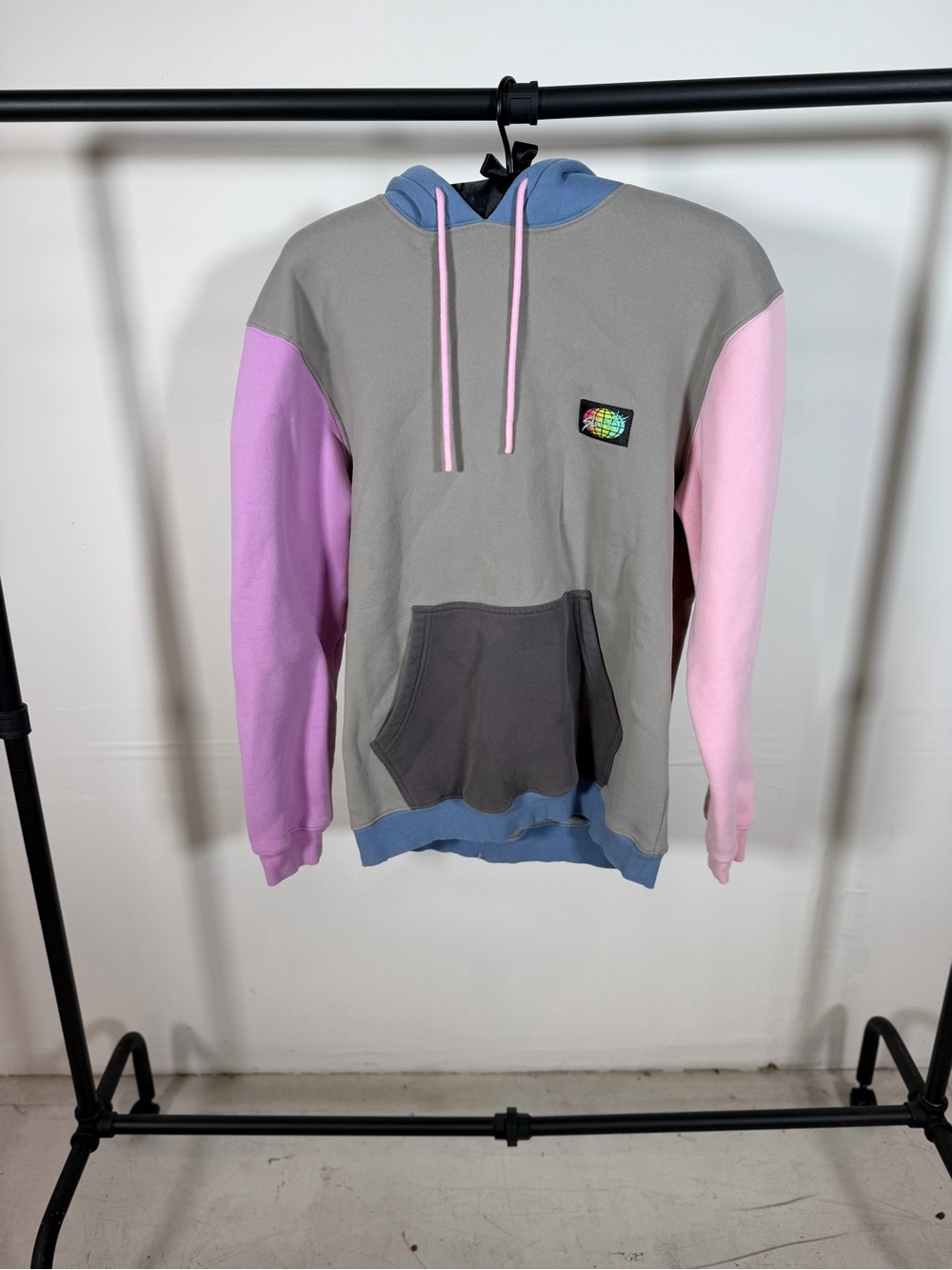 Colorblock Pullover Hoodie in Gray, Pink & Blue with Patch Detail